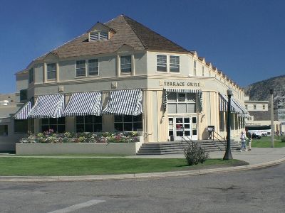 Mammoth Hot Springs Hotel Exterior photo