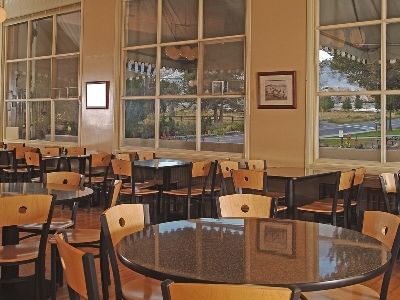 Mammoth Hot Springs Hotel Exterior photo